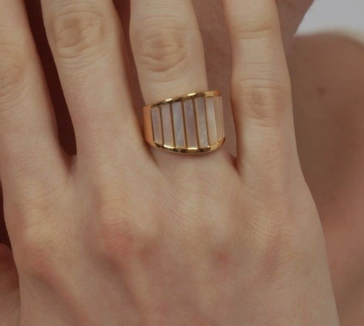 Retro White Fritillary Ring for Women's Fashion